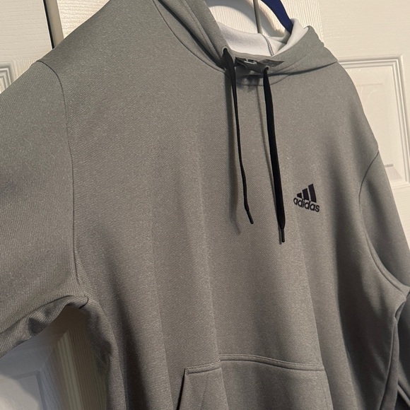 Adidas Heather Gray Sweatshirt with Black Logo. - Picture 5 of 7